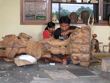 Bali - Holzschnitzer