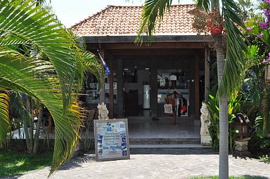 Bali - Pemuteran - Hotel Adi Assri Beach Cottages/Dive Center