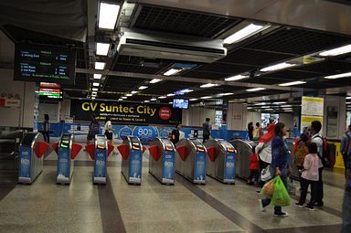 Singapore - MRT Station