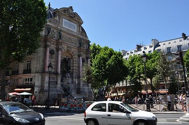 Paris - Fontaine Saint Michel