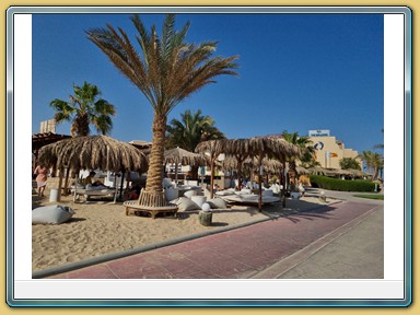 The Breakers Diving & Surfing Lodge