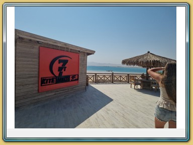 "Behind the Scenes" Tour mit Stefan.
- Kite House -