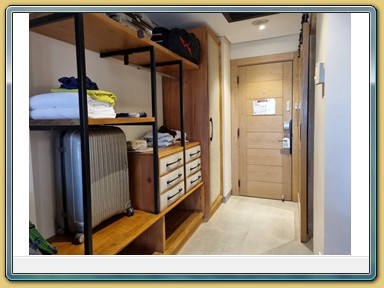 The Breakers Diving & Surfing Lodge