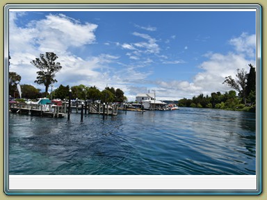 Chris Jolly Scenic Cruise Lake Taupo (NZL)