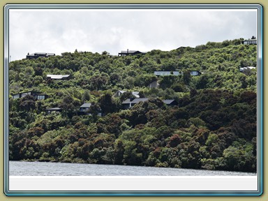 Chris Jolly Scenic Cruise Lake Taupo (NZL)