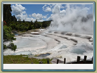 Wairakei Terraces and Thermal Health spa, Taupo (NZL)